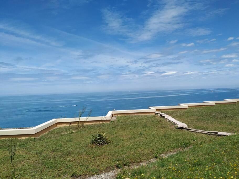 Location Vue Du Samedi Au Samedi, Clim, Parking, Piscine,
